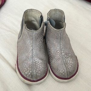 See Kai Run Shimmer Sneakers